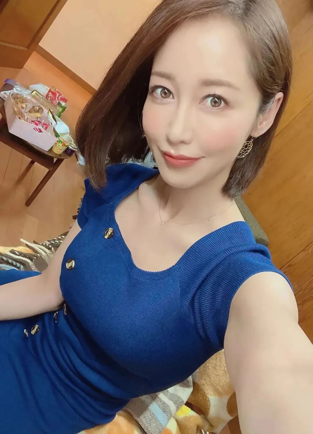 岛国顶级熟妇！这魅力，谁能不迷糊啊？