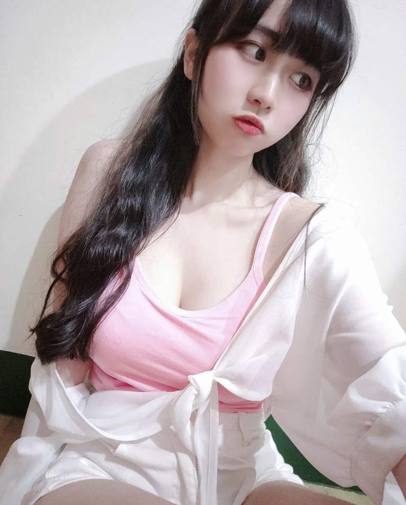 台妹来了，身材和脸蛋不符啊