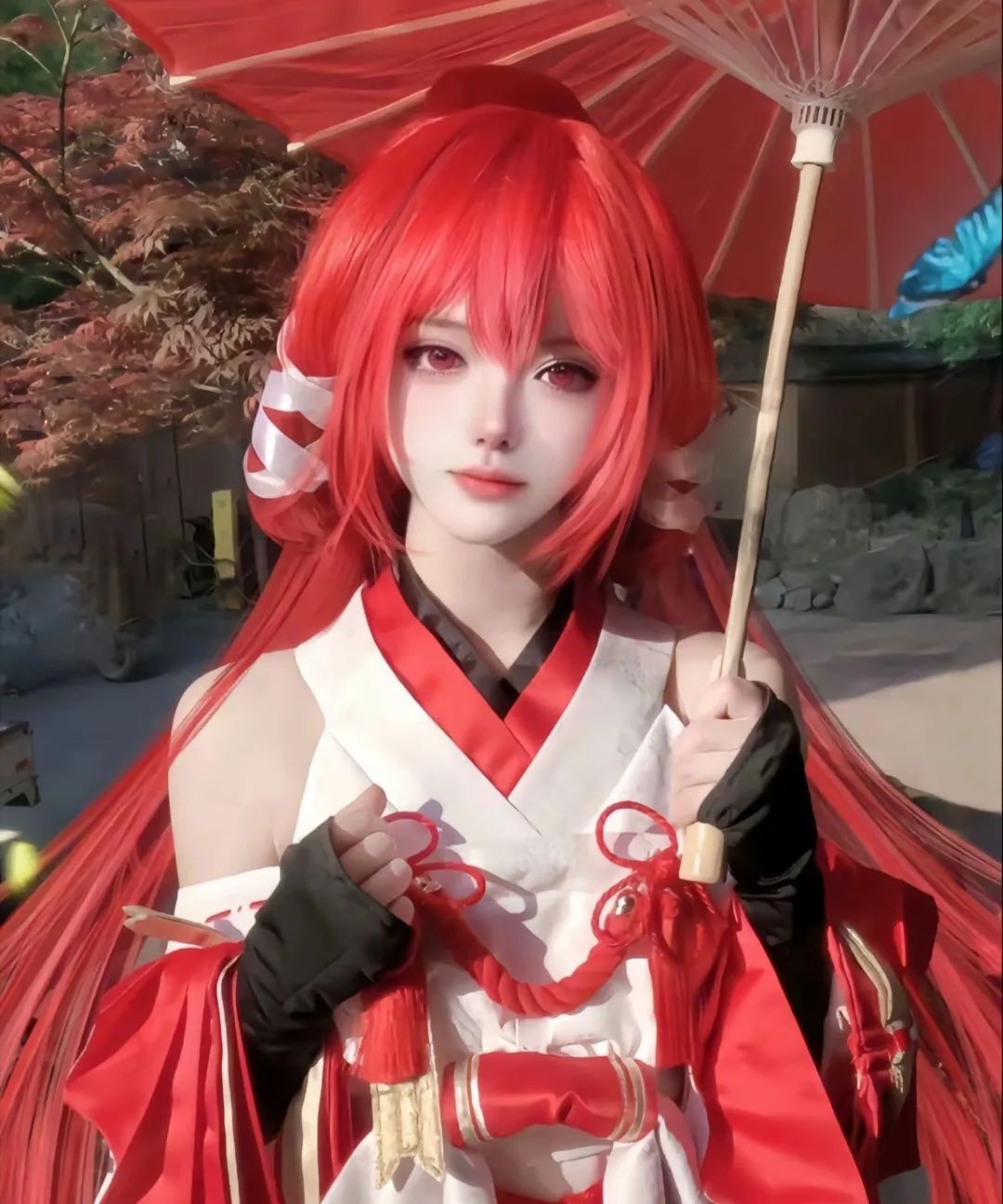 落尽红樱君不见，轻绘梨花泪沾衣#绘梨衣#龙族#cos#绘梨衣cos#甜妹