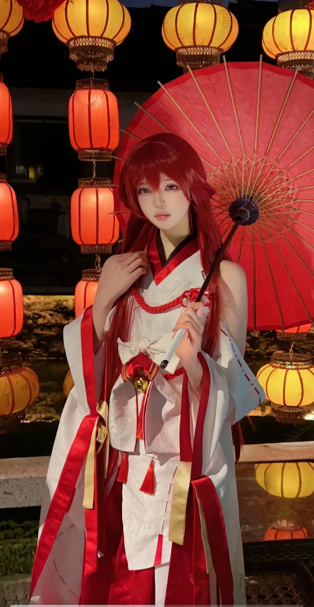 落尽红樱君不见，轻绘梨花泪沾衣#绘梨衣#龙族#cos#绘梨衣cos#甜妹