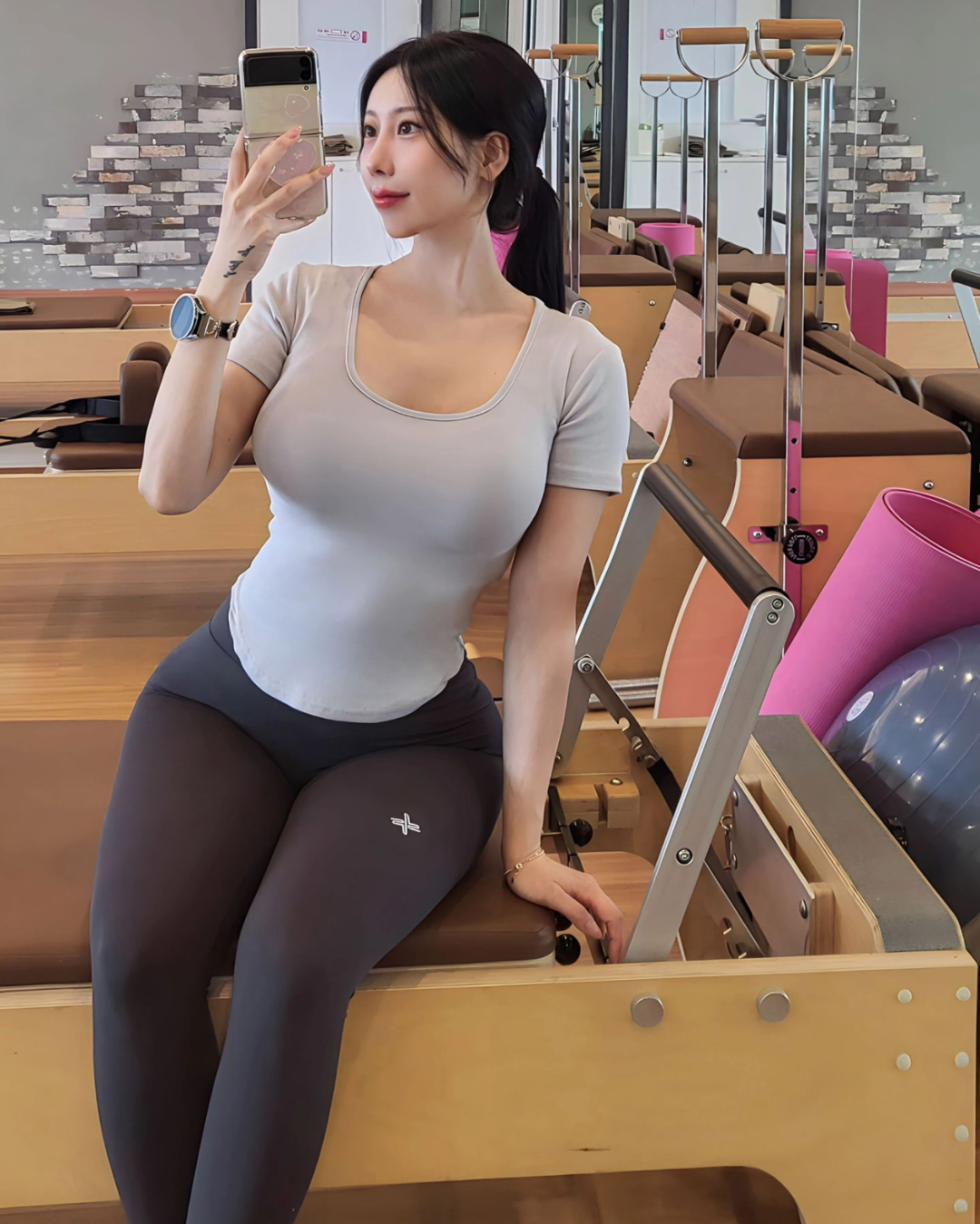 这大概就是健身的好处吧！太完美了！！