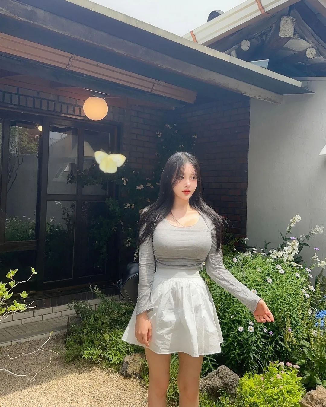 纯欲天花板！极品漫画身材，这韩妞你顶得住吗？