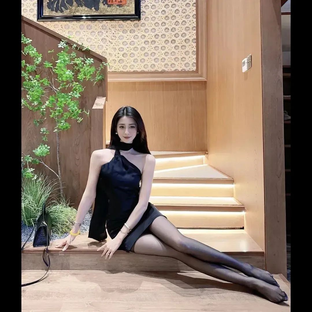 日本第一美腿，满屏都是黑丝啊~