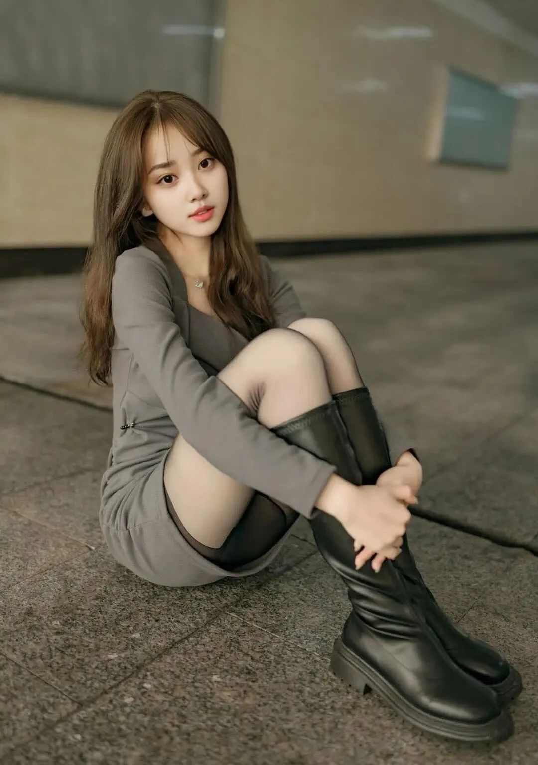 韩国顶级网红！黑丝长腿女神，谁能不迷糊啊？