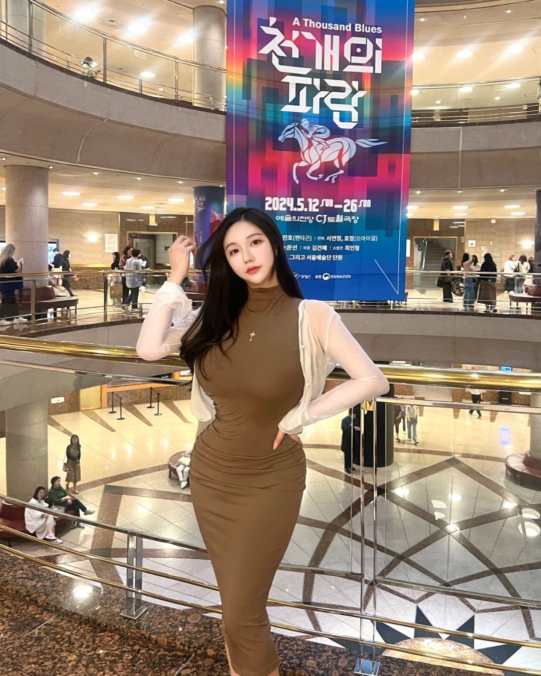 身材真好！颜值也出众！赞赞赞！