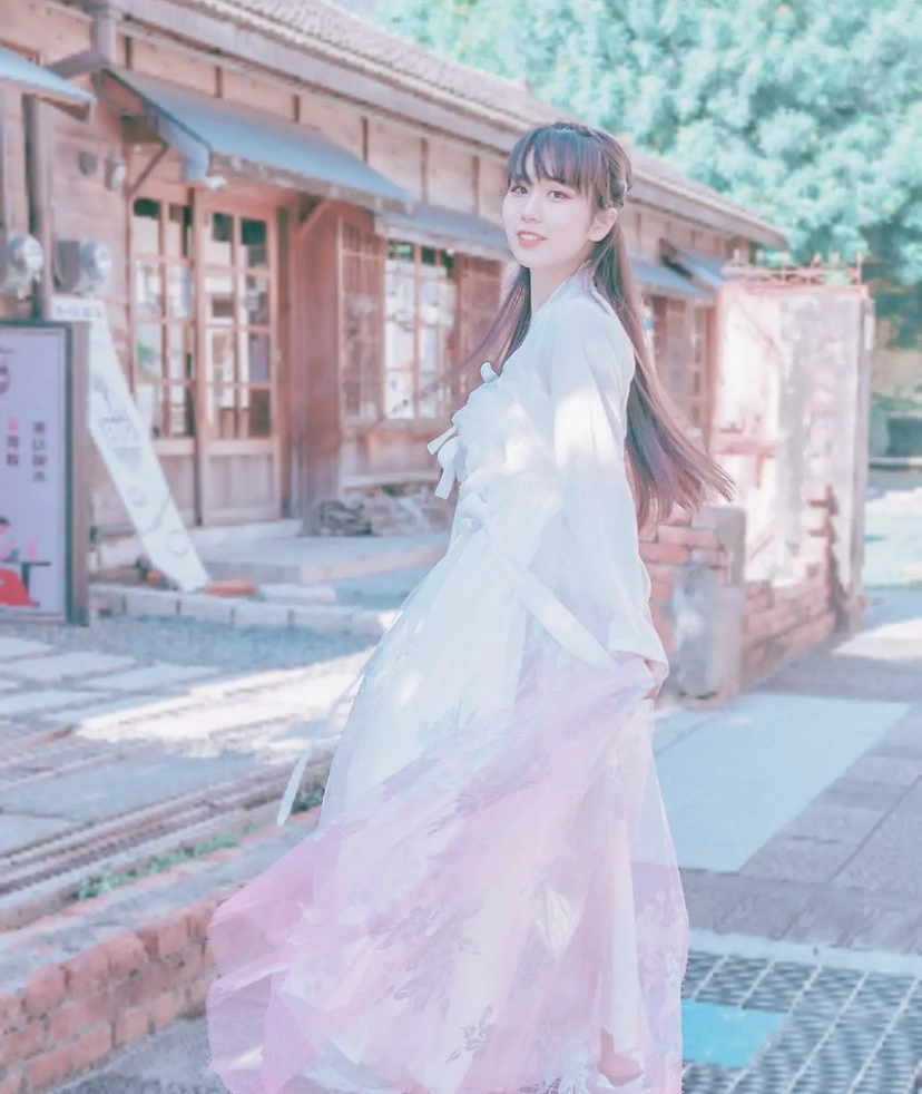 台妹来了，身材和脸蛋不符啊