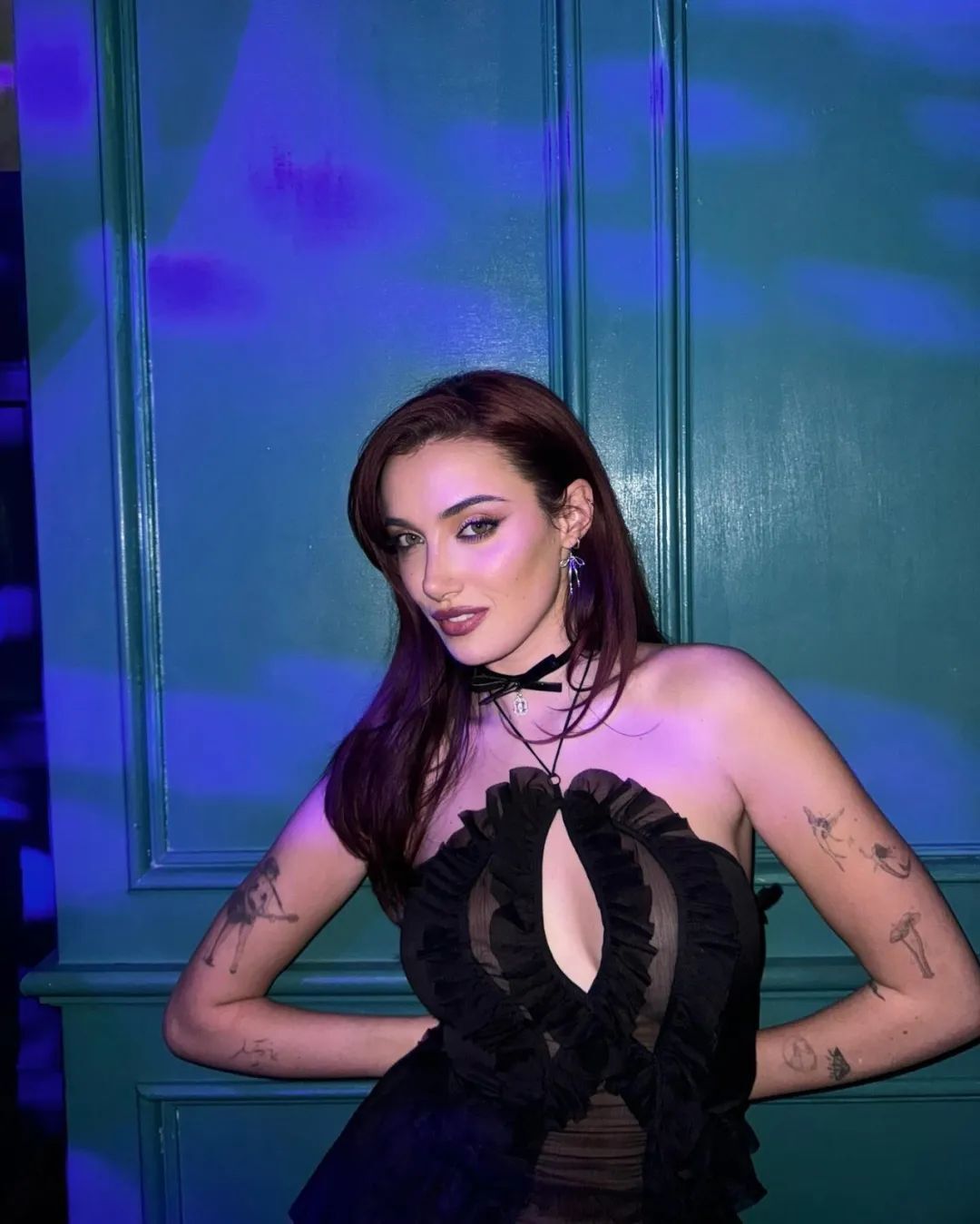 湖人主场的大凶美女找到了，只看一眼就无法忘记