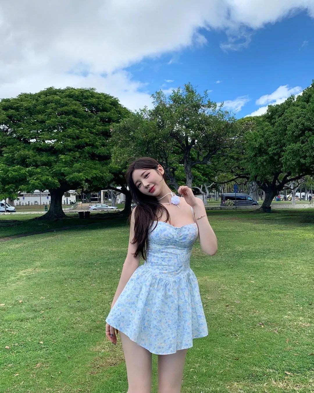 好润啊！大长腿+仙女颜值！这小蛮腰谁顶得住？