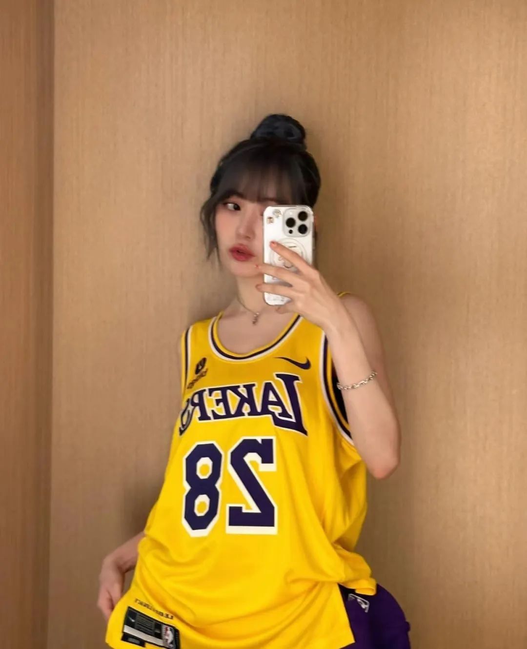 哇！湖人女球迷！全球百大美女！小姐姐好喜欢...