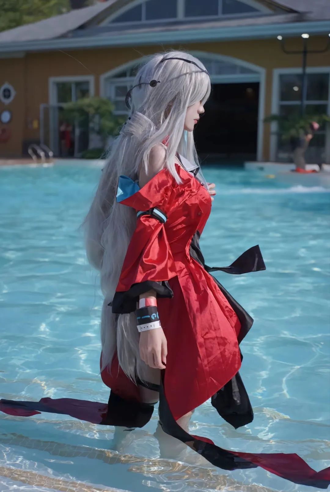 你说会拯救世界，也包括我吗?#斯卡蒂#cos#明日方舟#御姐#浊心斯卡蒂