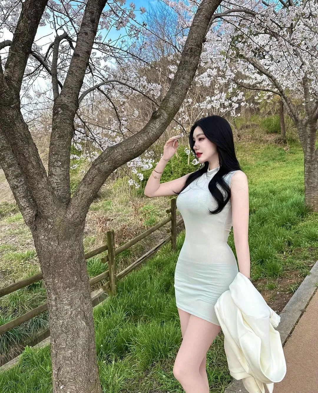 韩国极品网红御姐！顶级蜂腰美腿！太润了
