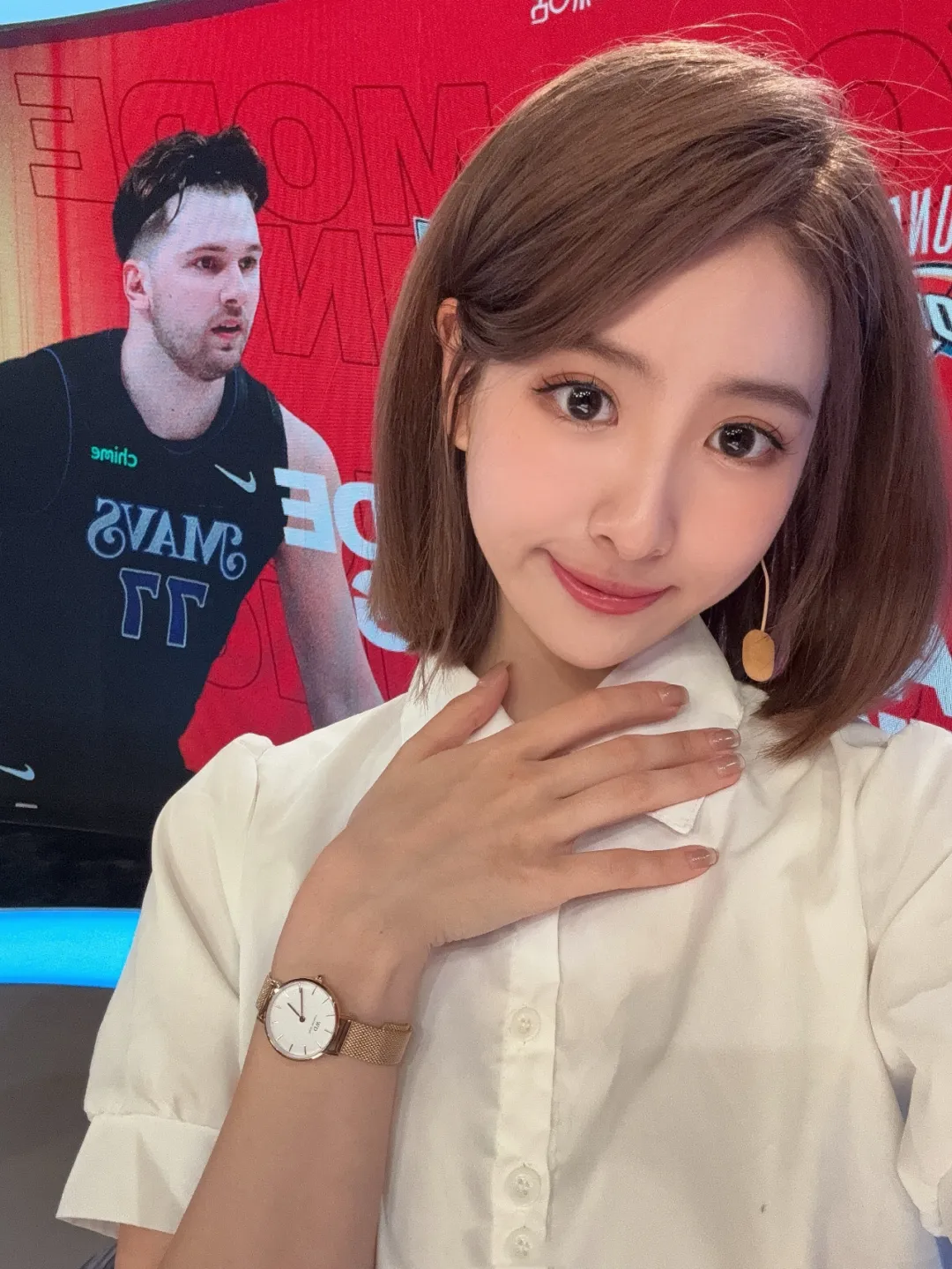 NBA最美女主播！原广东华侨中学校花，这颜值，简直绝了！