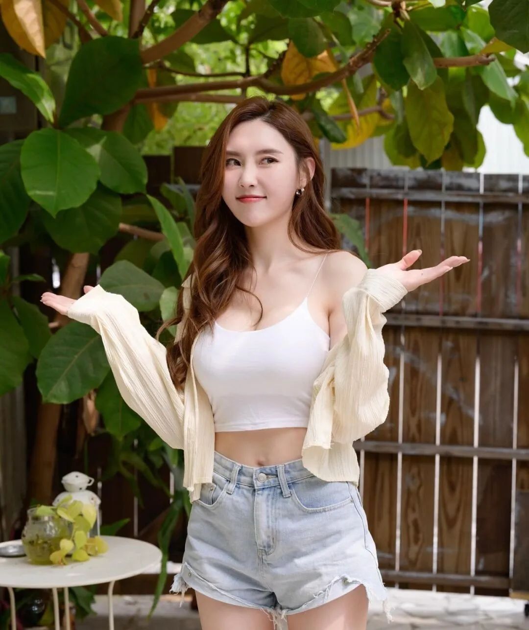 台湾绝美辣妈!黑丝,全都是黑丝!