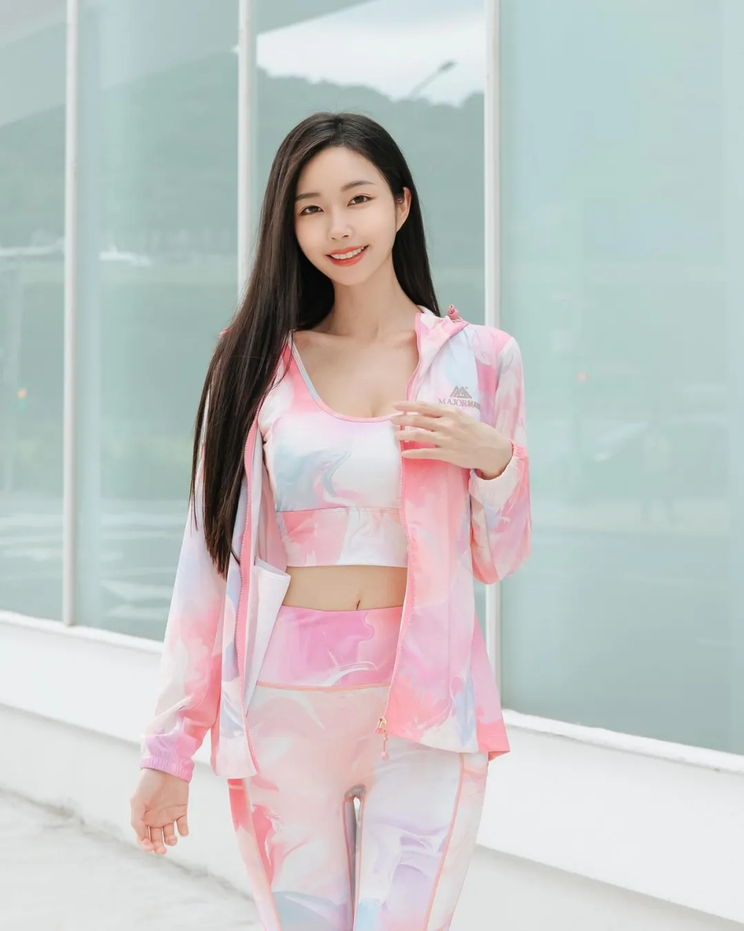 不科学啊，这身材，离大谱了