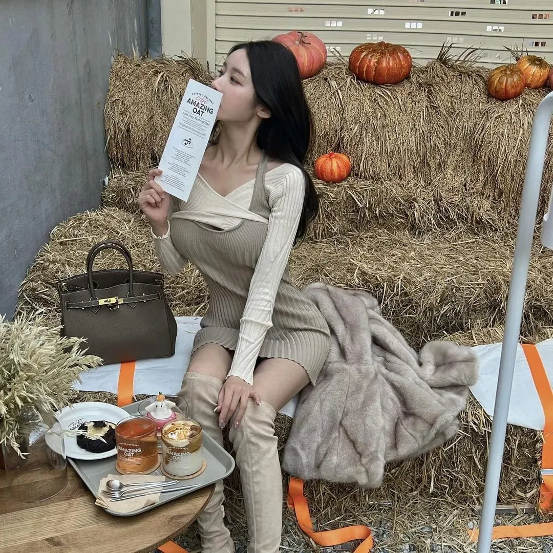 新晋顶级网红美女，大长腿、小蛮腰，够顶呀！
