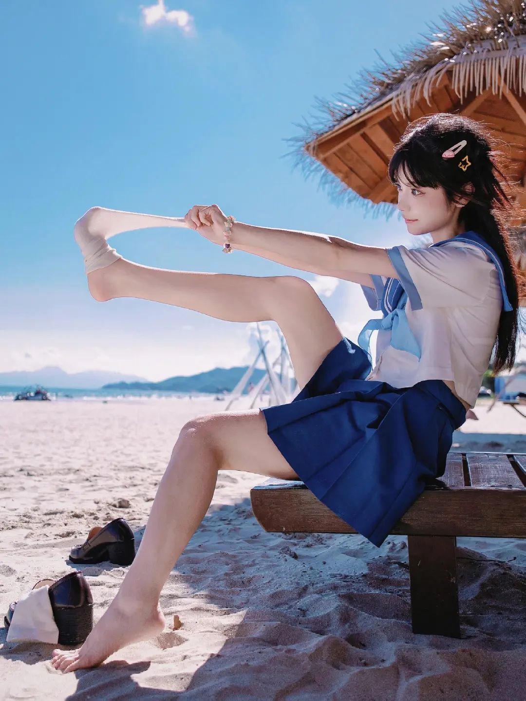 海边泳池JK美足写真