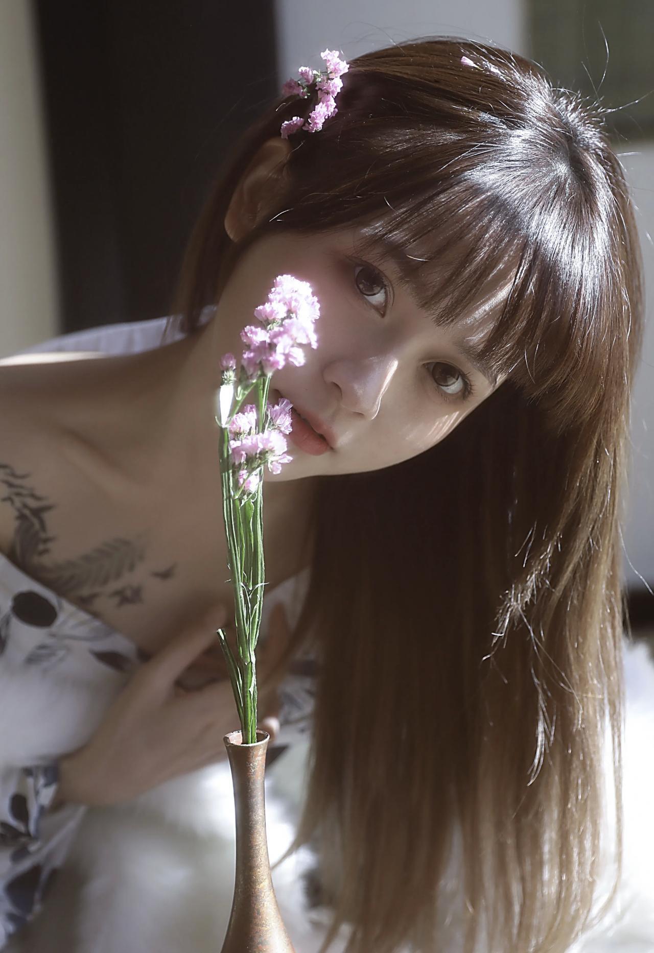 春天又回来啦-唯美女生