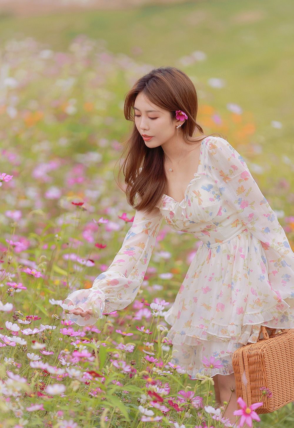 莫奈花园💐-唯美女生