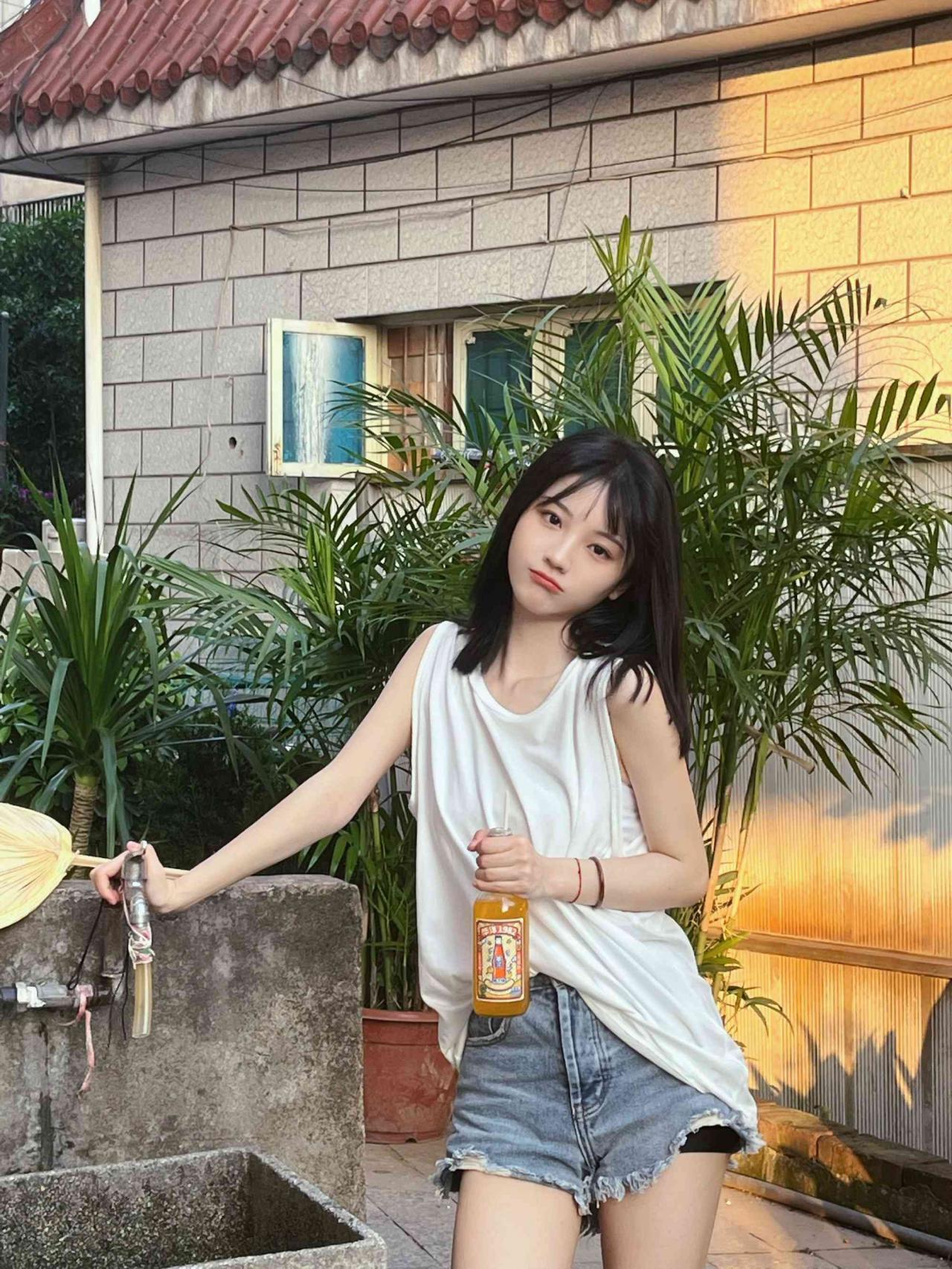 夏天是什么样子-唯美女生