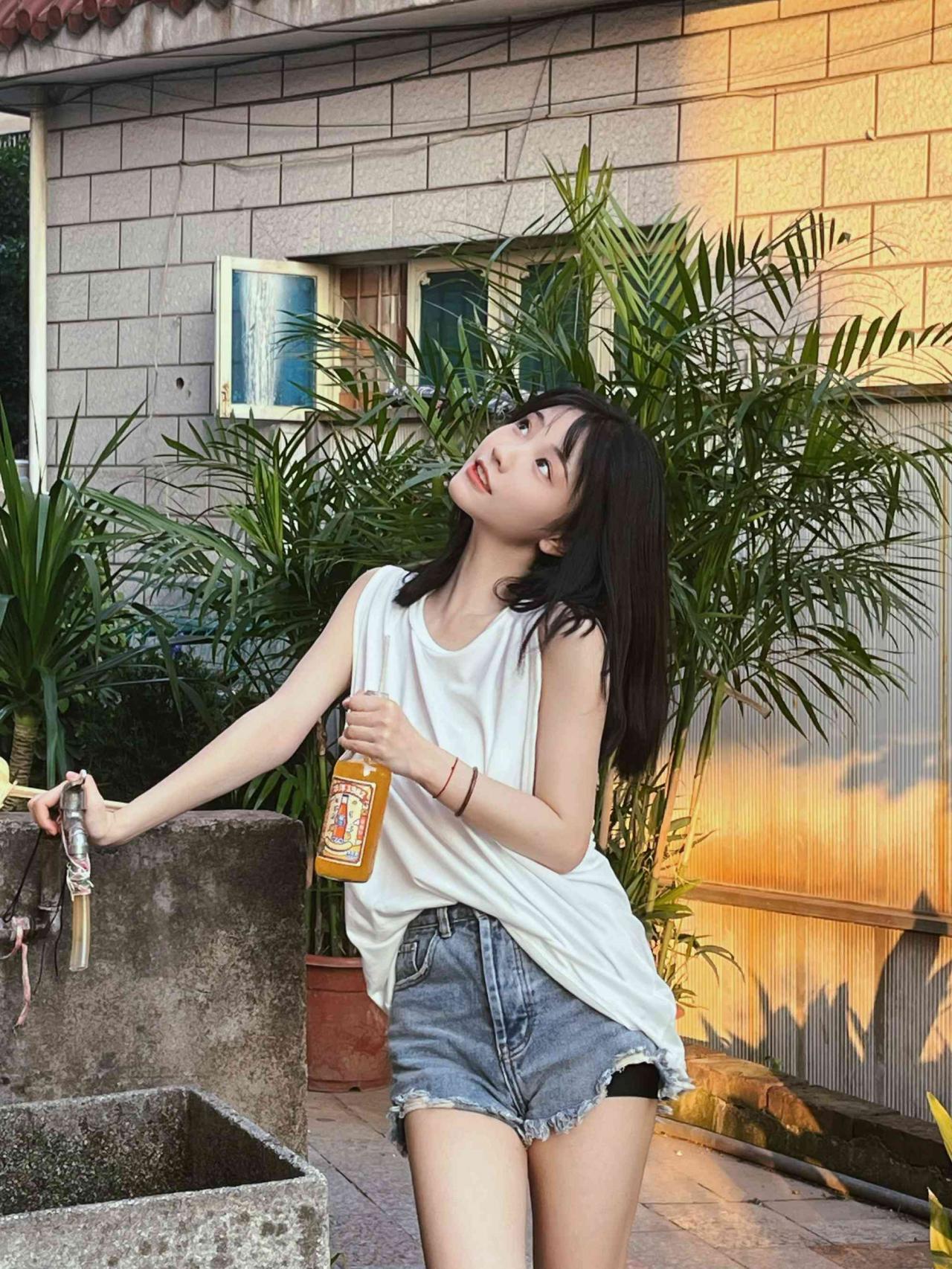 夏天是什么样子-唯美女生
