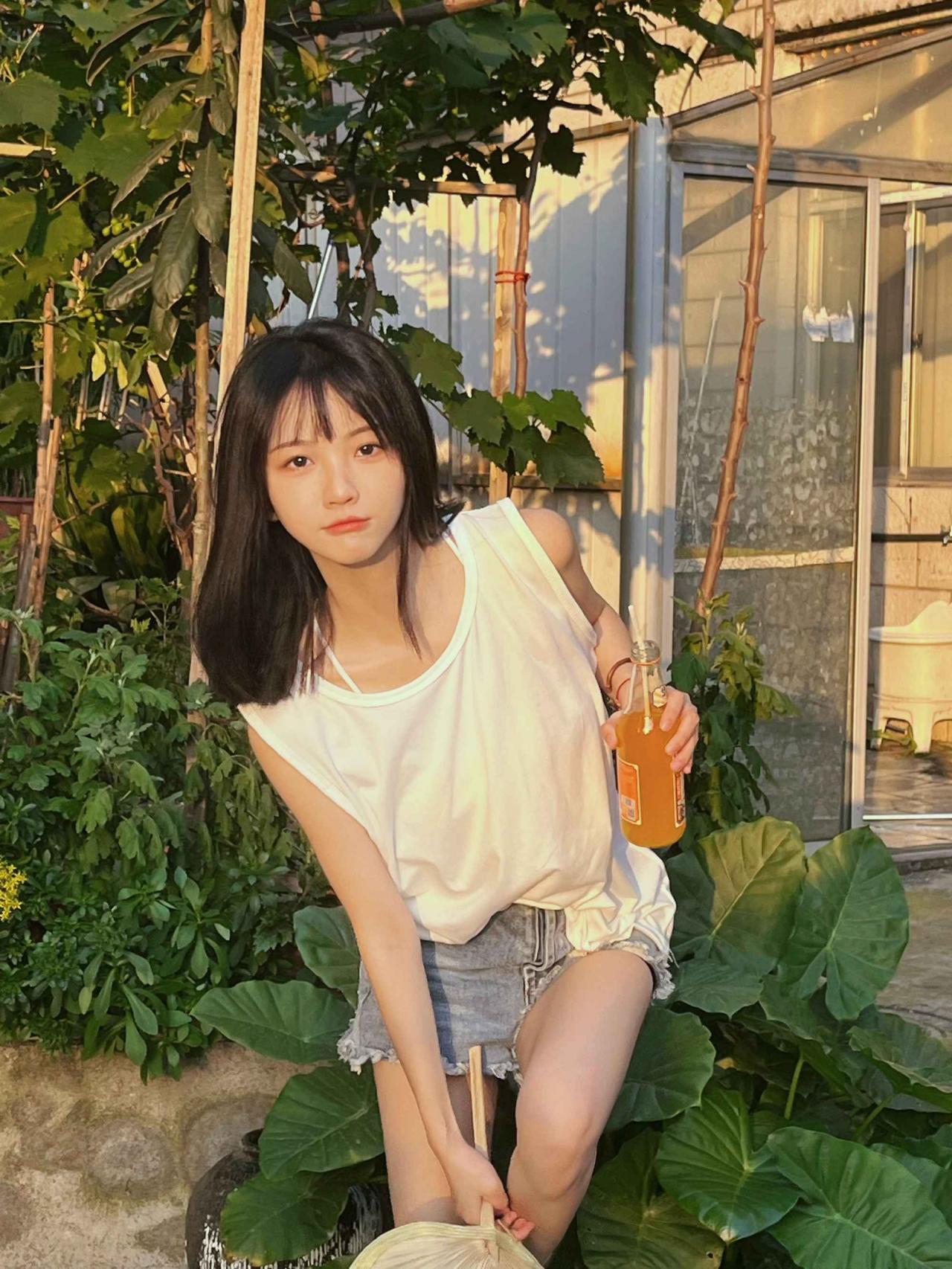 夏天是什么样子-唯美女生