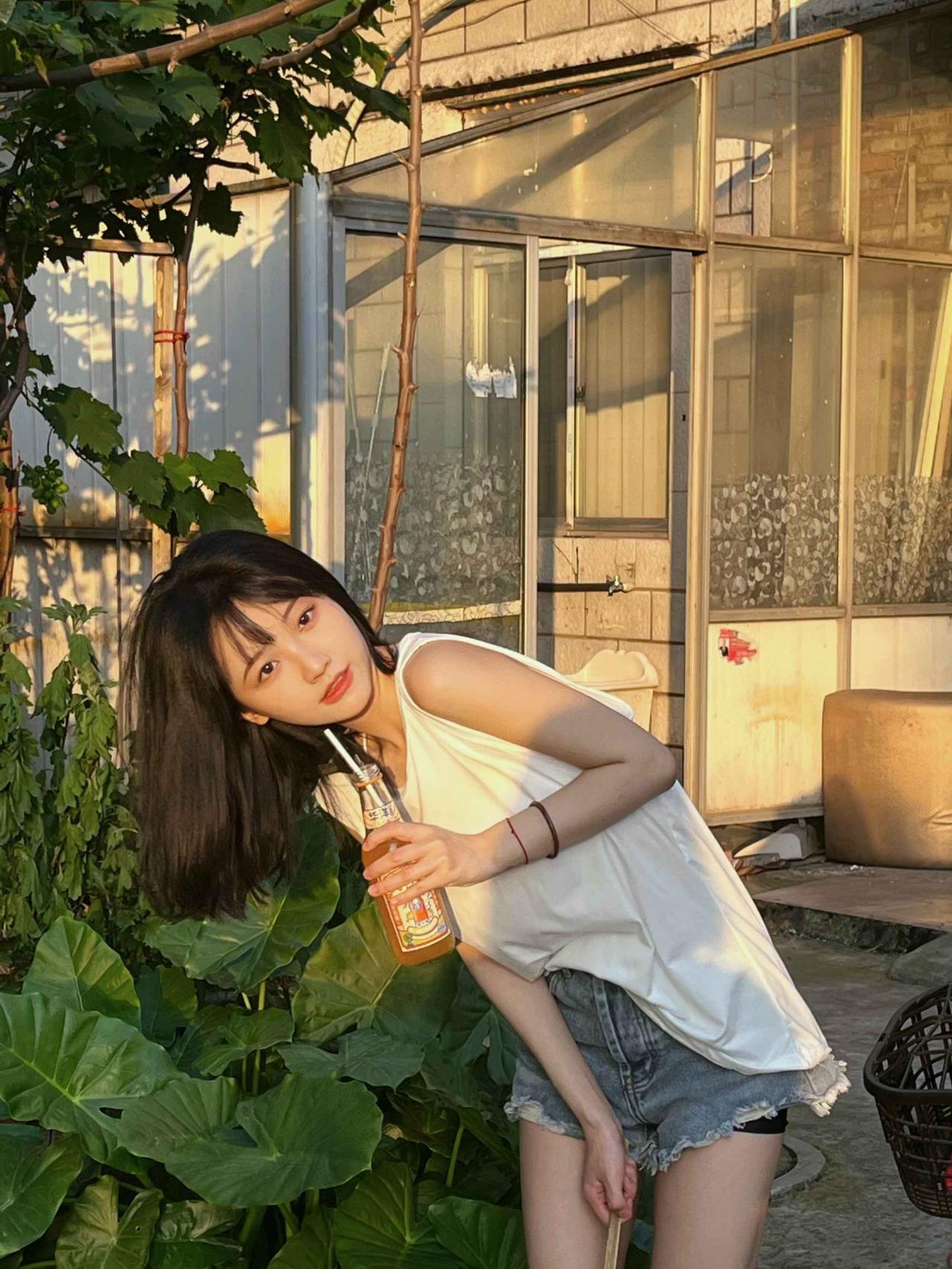 夏天是什么样子-唯美女生