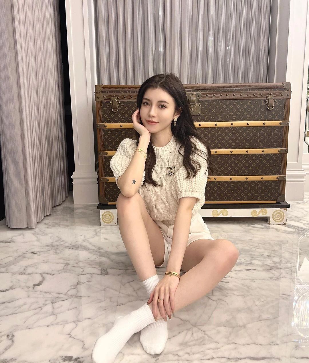 身材怎么样呢？爱了吗？嘿嘿