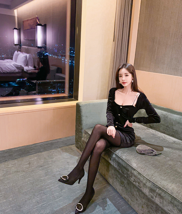 191223_BP更新(夜魅妖狐低胸吊带丝绒珍珠裙)