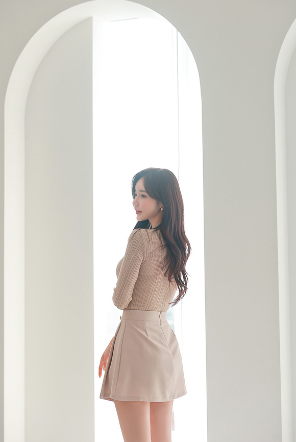 240414_RO更新(深棕卡其螺旋麻纹纽花短袖裙)