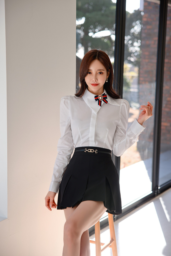 230316_RO更新(花条纹蝴蝶可爱斜领白色衬裙)