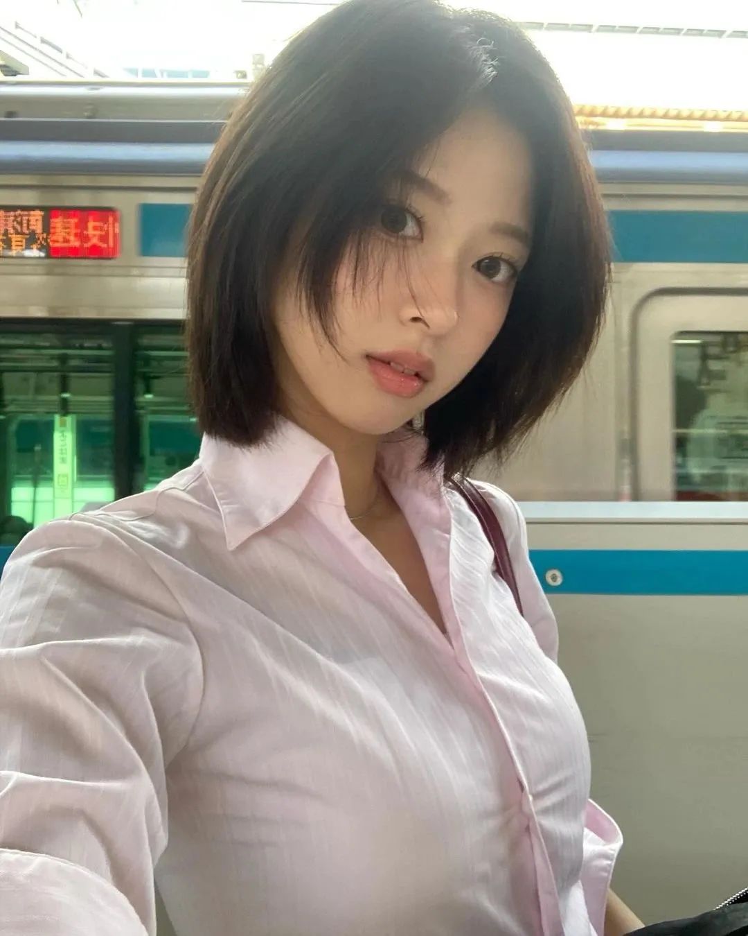 韩国ins博主：vidafeelizz