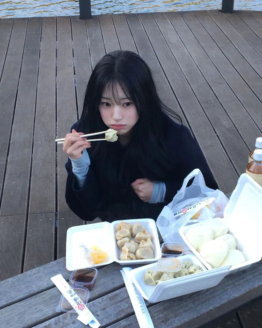 韩国ins博主：ji_.yaaa_