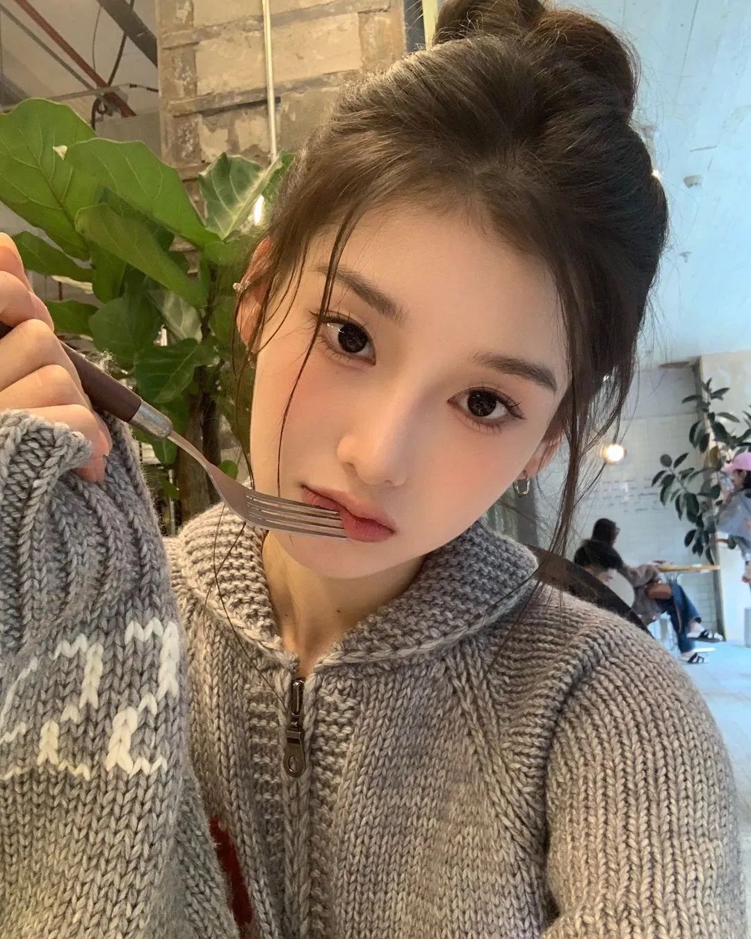 韩国ins博主：izoahra