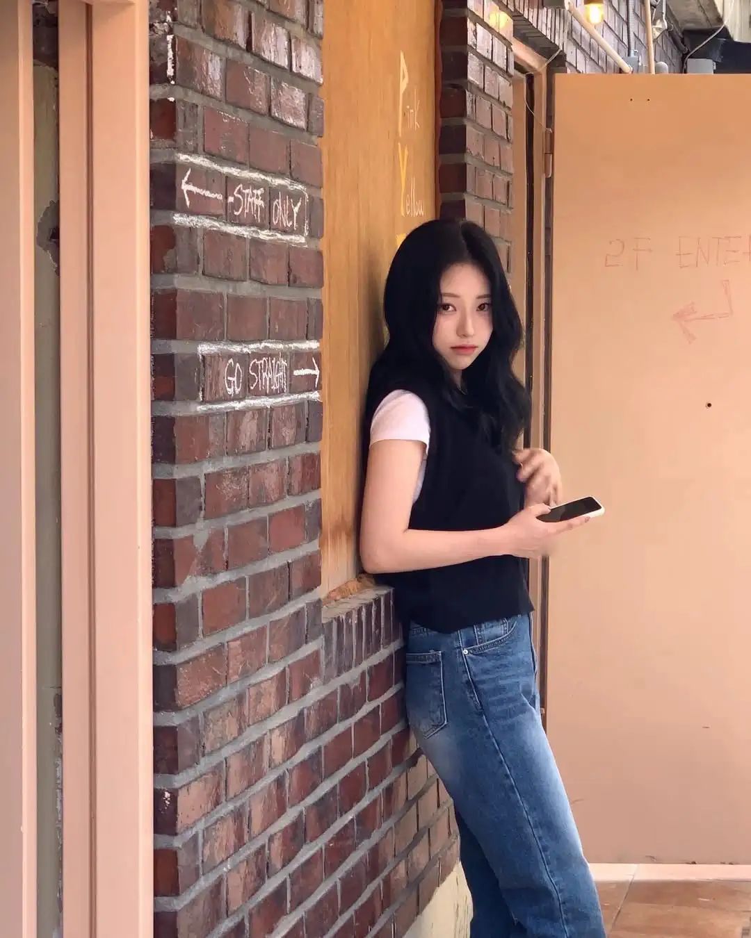 韩国ins博主：ji_.yaaa_