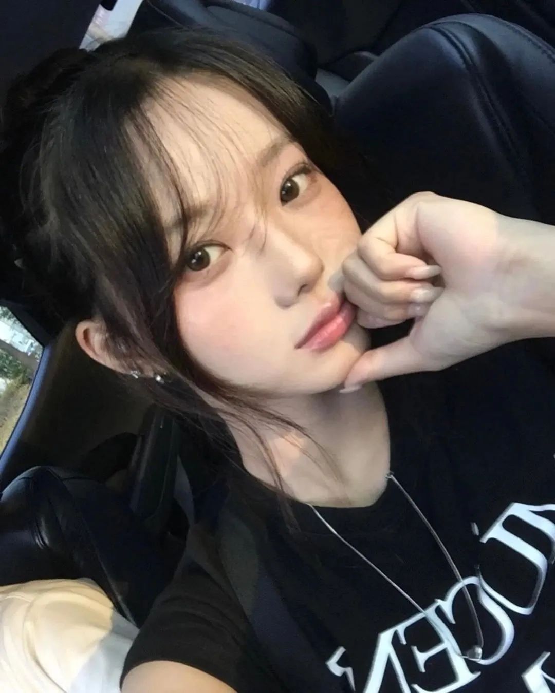 韩国ins博主：_ahyn_k
