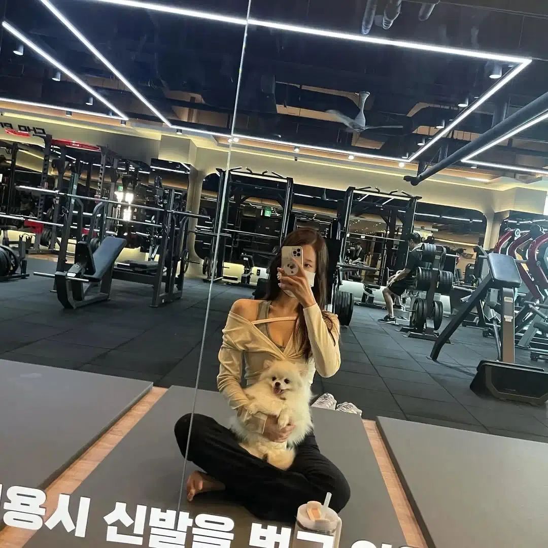 韩国ins博主 ：_sunmi_