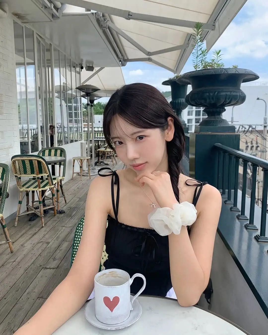韩国ins博主 : _hwoniii