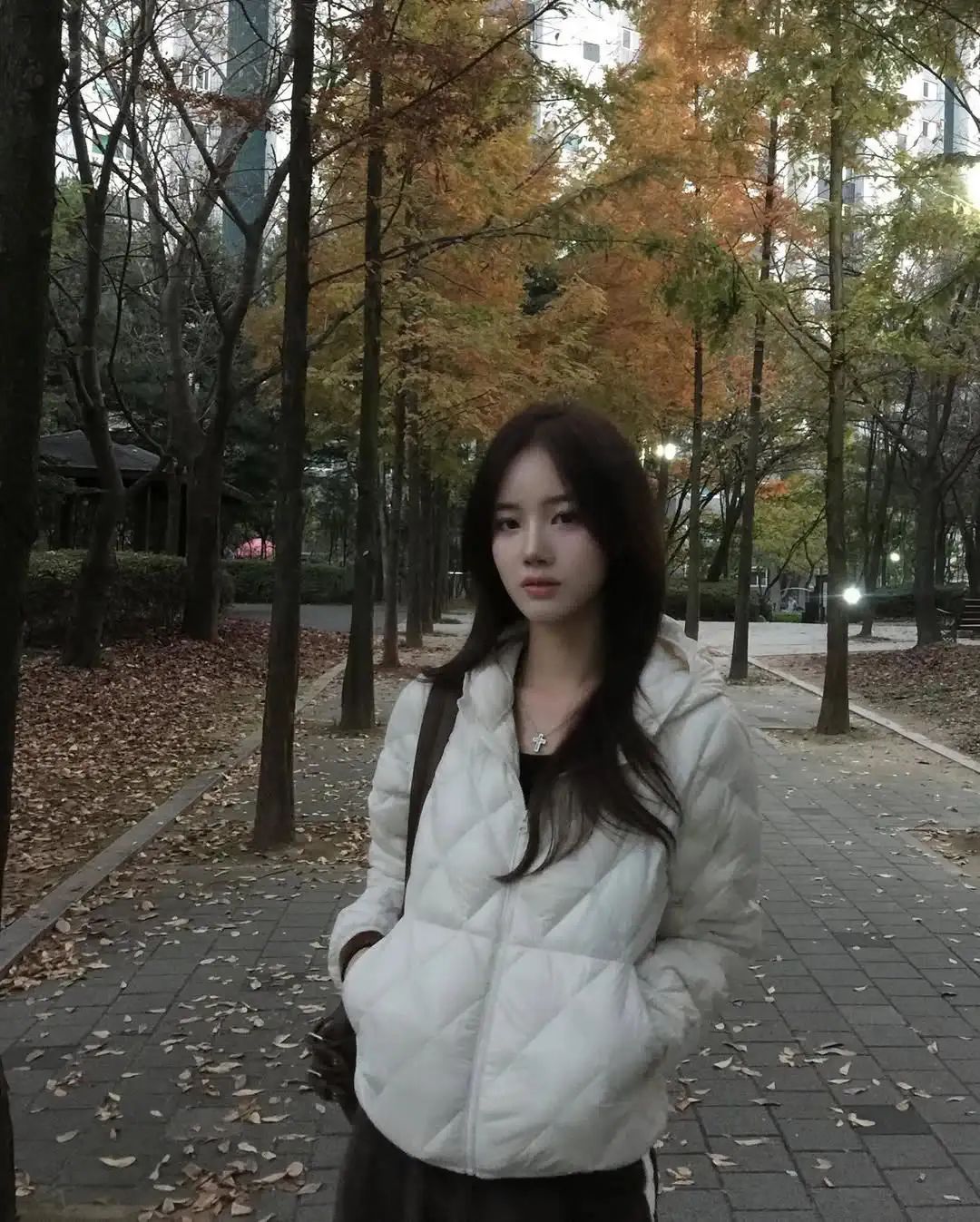 韩国ins博主：_xlluvia