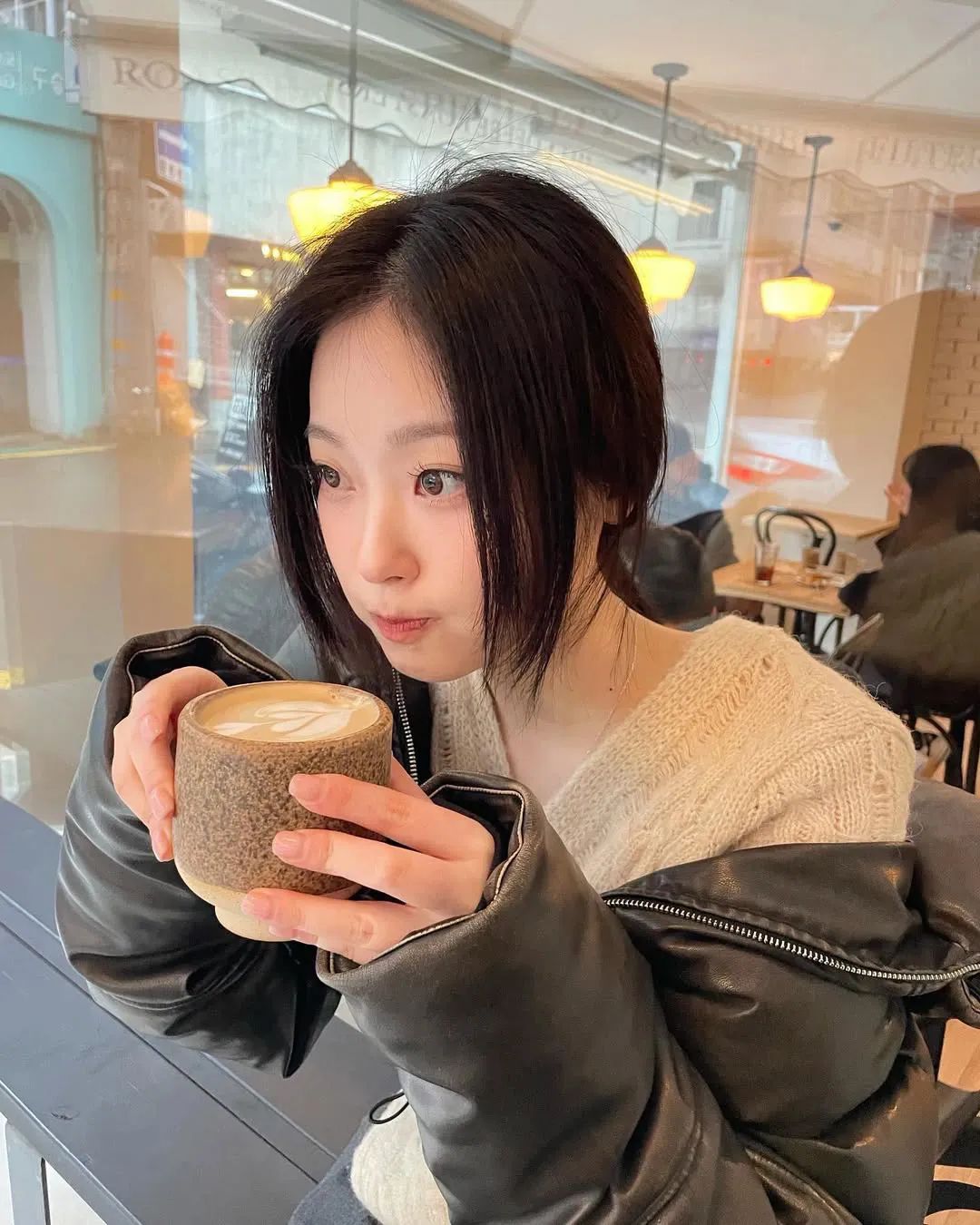 韩国ins博主：heee_jjinn