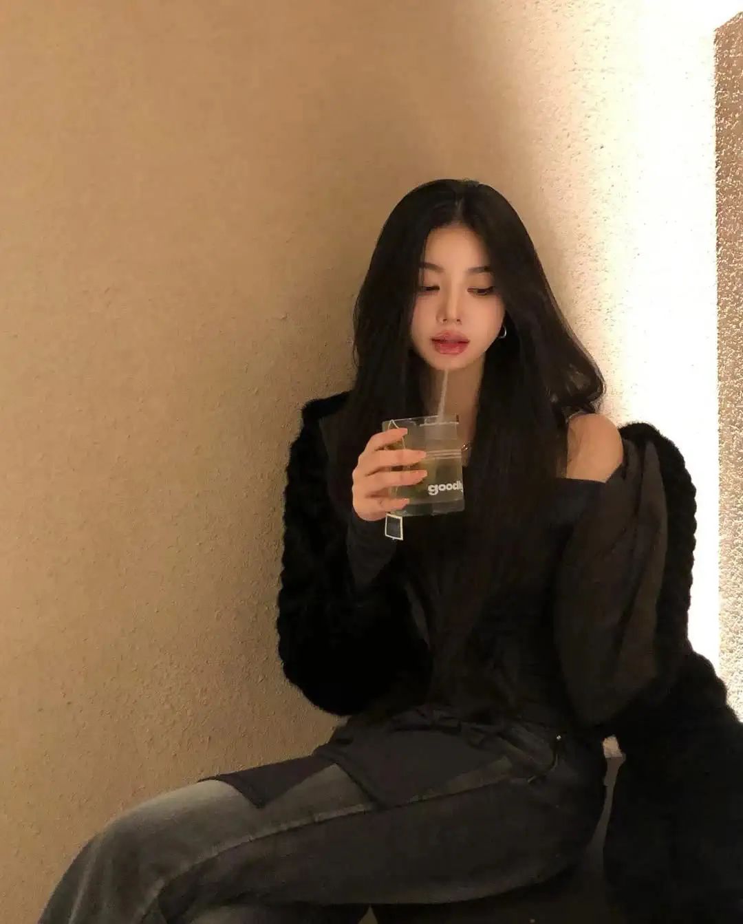 韩国ins博主：goya._.v