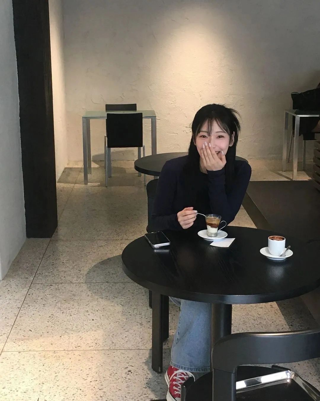 韩国ins博主：ji_.yaaa_