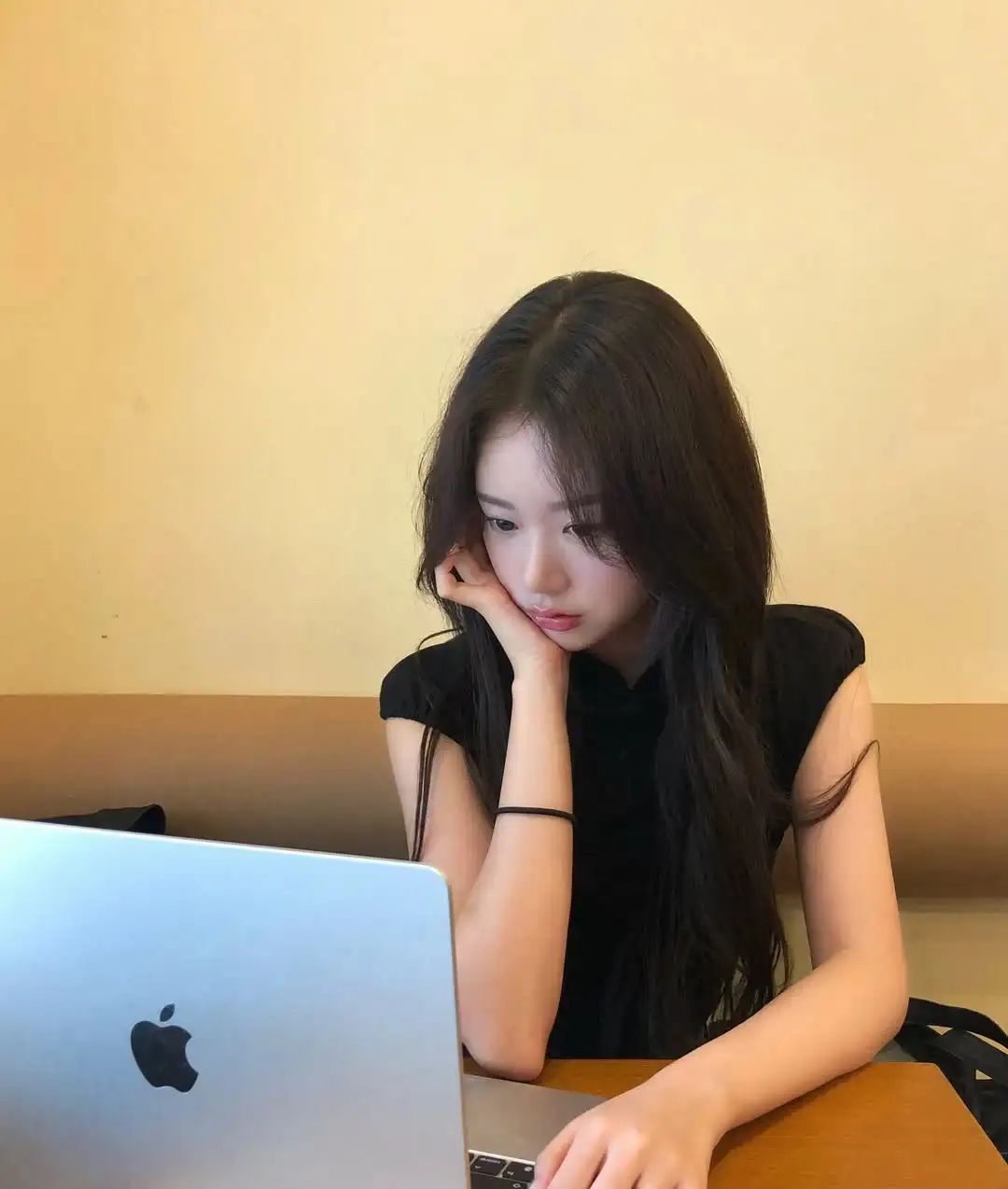 韩国ins博主：jiwoo.o_1
