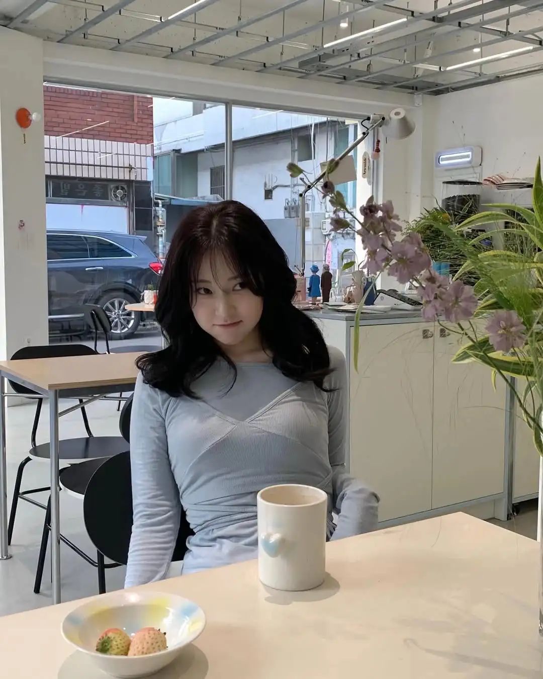 韩国ins博主：ji_.yaaa_