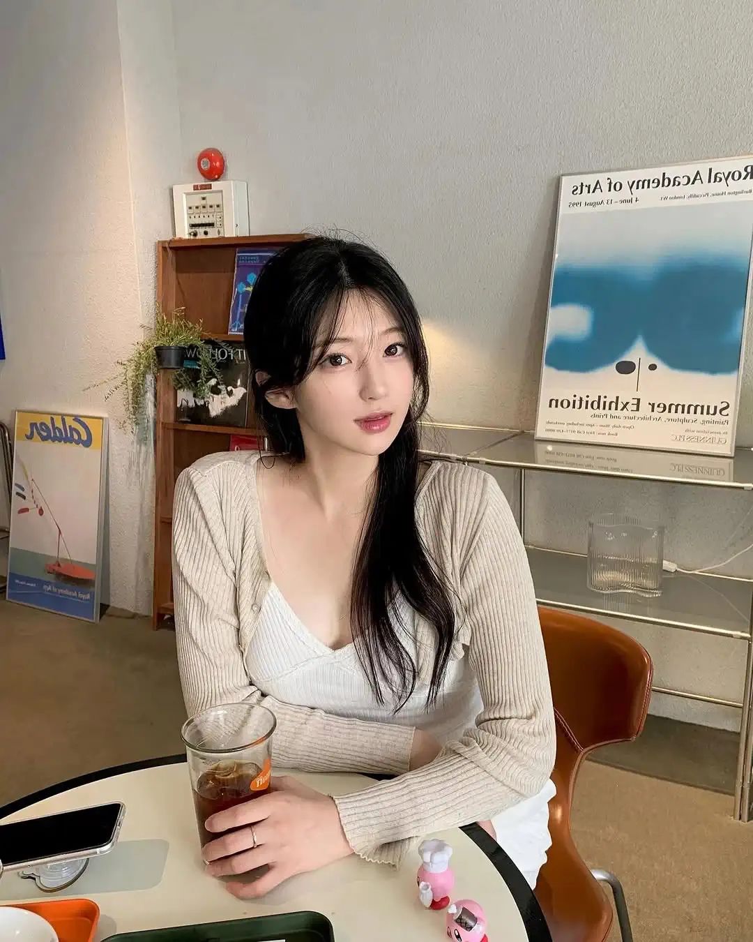 韩国ins博主：ha____y.e